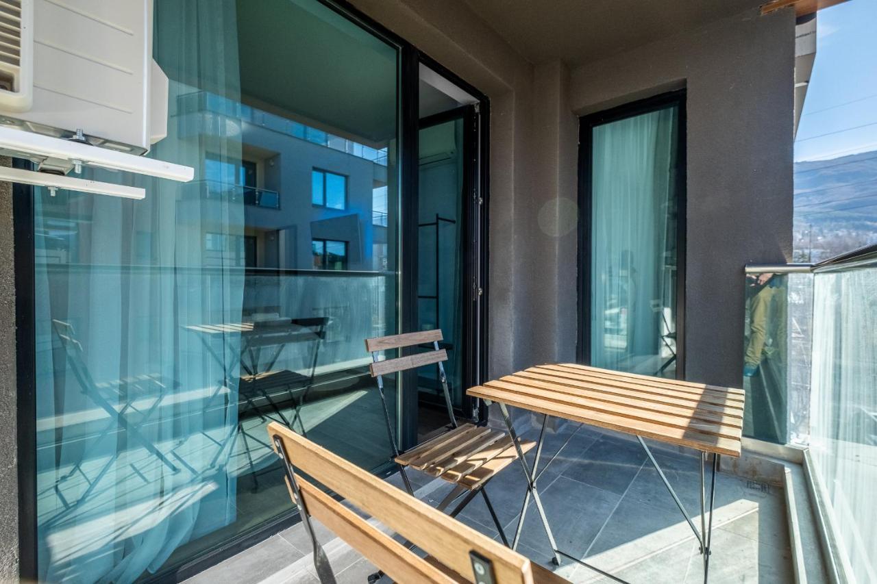 Emirates Lux Apartment And Parking ソフィア エクステリア 写真